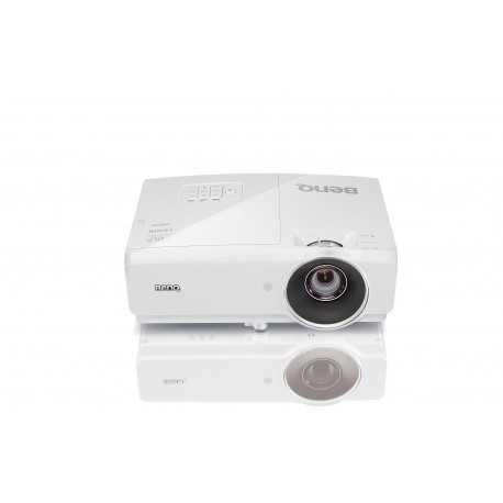 Projector BenQ MH741 4000 ANSI lumens 